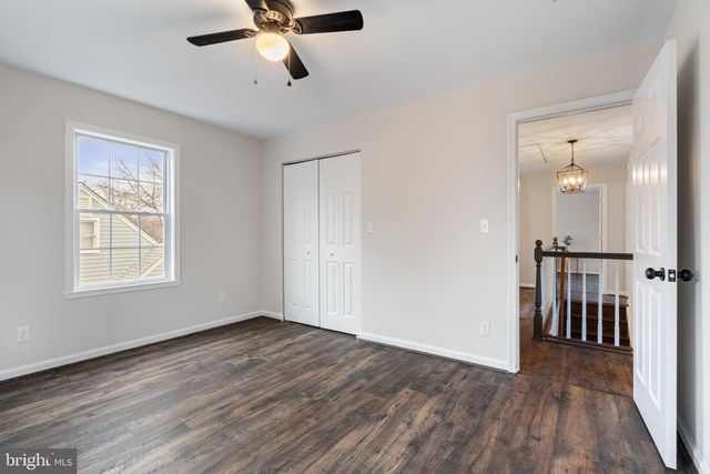 4009 ROBERTS RD, Fairfax, VA 22032