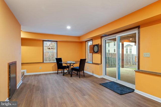 4009 ROBERTS RD, Fairfax, VA 22032