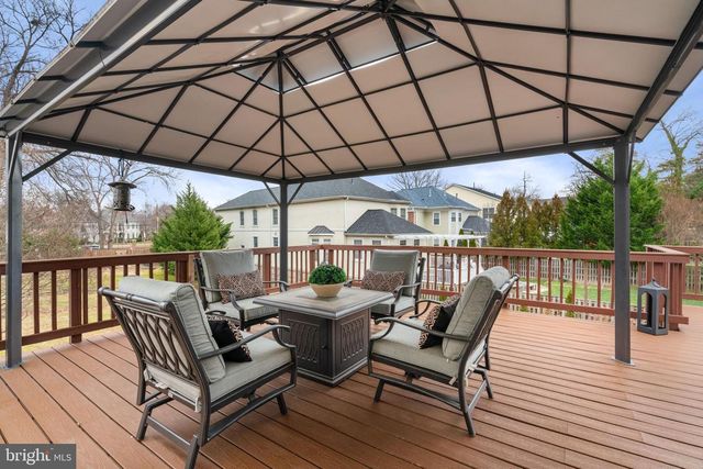 4009 ROBERTS RD, Fairfax, VA 22032