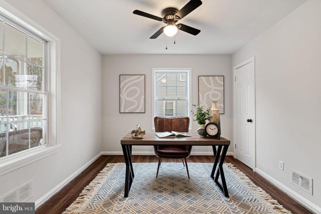 4009 ROBERTS RD, Fairfax, VA 22032