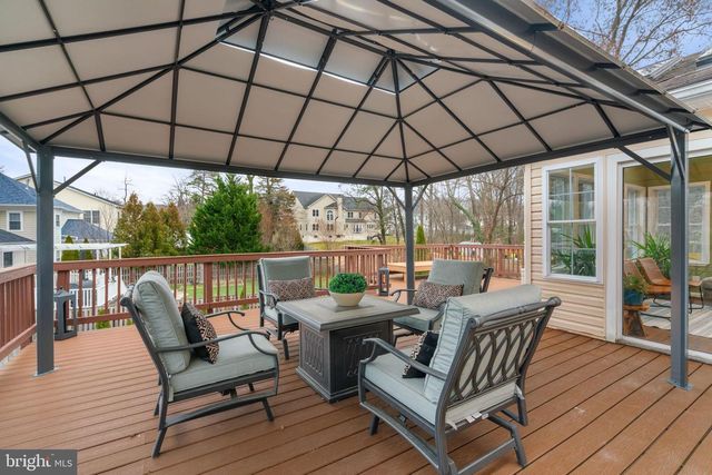 4009 ROBERTS RD, Fairfax, VA 22032