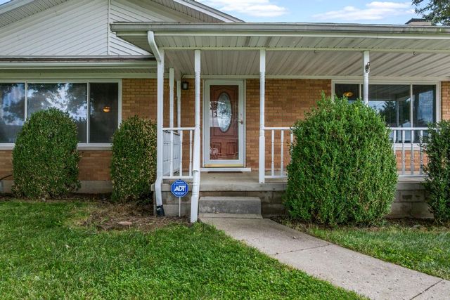 195 Countryside Drive, Enon Vlg, OH 45323