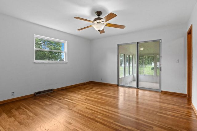 195 Countryside Drive, Enon Vlg, OH 45323