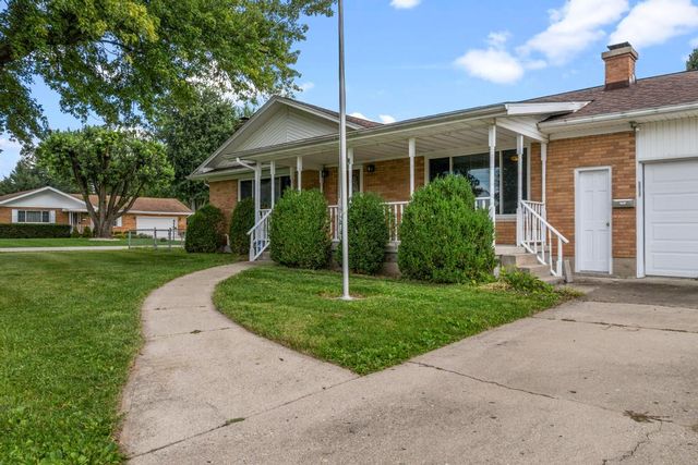 195 Countryside Drive, Enon Vlg, OH 45323
