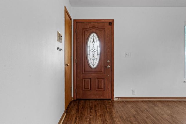 195 Countryside Drive, Enon Vlg, OH 45323