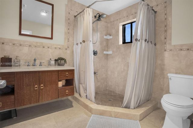 5520 SW 163rd Ave, Southwest Ranches, FL 33331