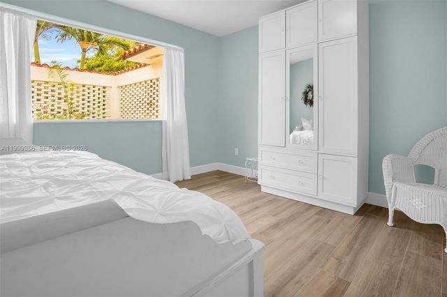 5520 SW 163rd Ave, Southwest Ranches, FL 33331