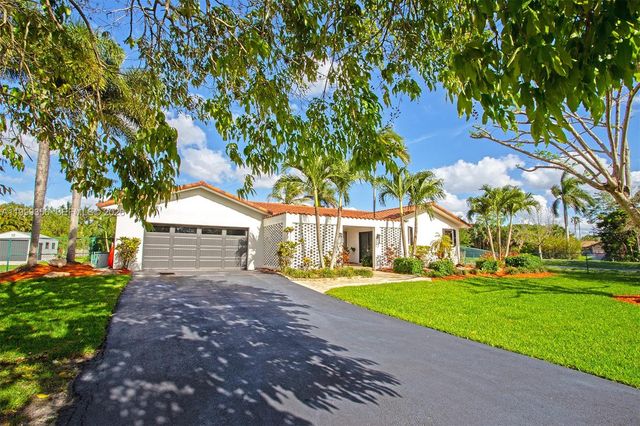 5520 SW 163rd Ave, Southwest Ranches, FL 33331