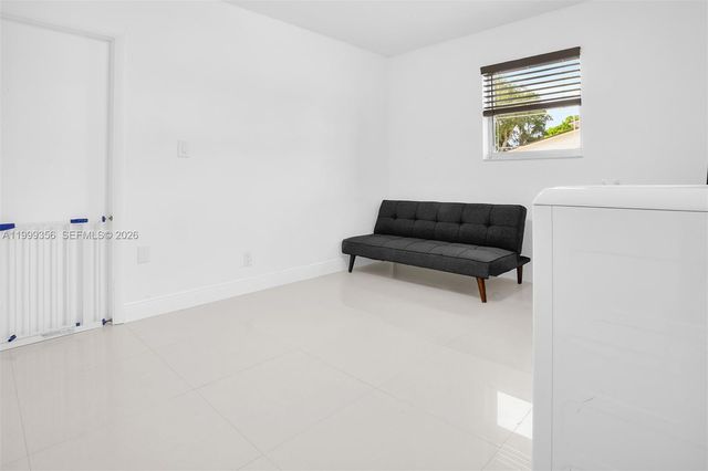 5520 SW 163rd Ave, Southwest Ranches, FL 33331