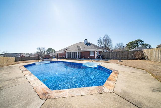 9139 Garrett Lake Drive, Midland, GA 31820