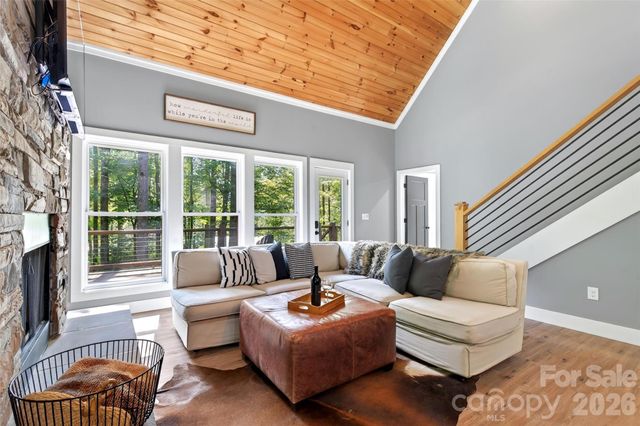 43 Clinchfield Gap Road, Marion, NC 28752