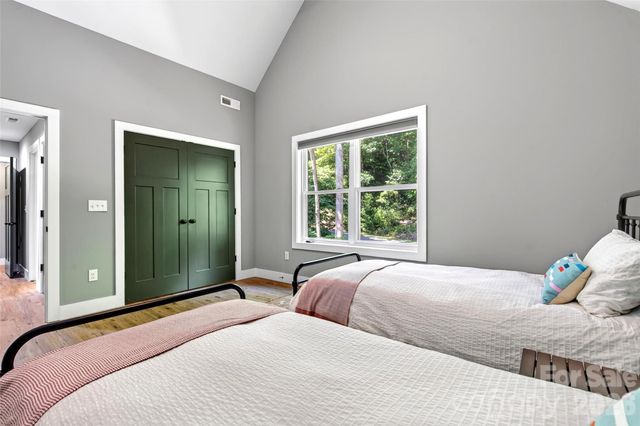 43 Clinchfield Gap Road, Marion, NC 28752
