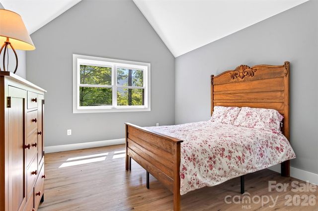 43 Clinchfield Gap Road, Marion, NC 28752