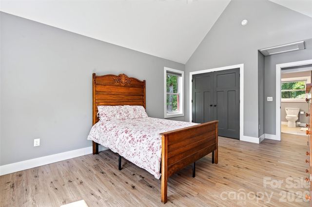 43 Clinchfield Gap Road, Marion, NC 28752