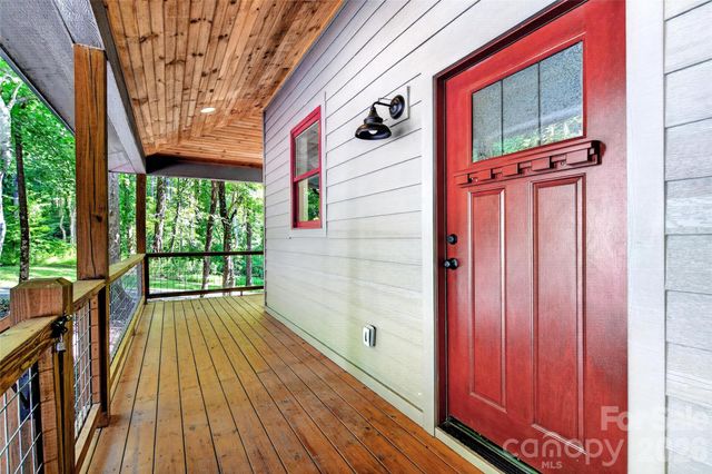 43 Clinchfield Gap Road, Marion, NC 28752