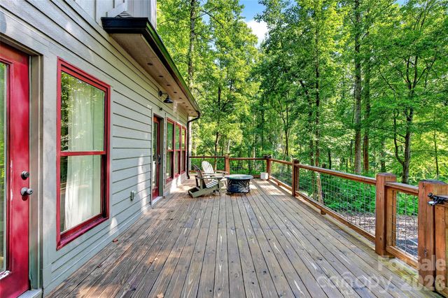43 Clinchfield Gap Road, Marion, NC 28752