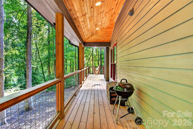 43 Clinchfield Gap Road, Marion, NC 28752
