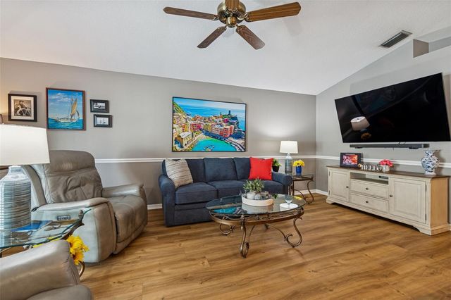 3301 BLACK GUM COURT, Tampa, FL 33618