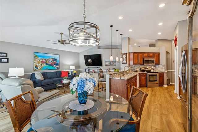 3301 BLACK GUM COURT, Tampa, FL 33618