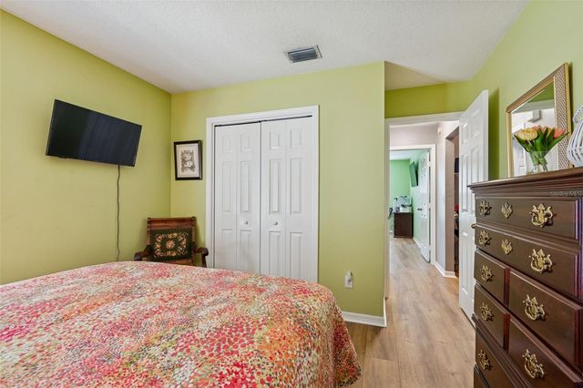 3301 BLACK GUM COURT, Tampa, FL 33618