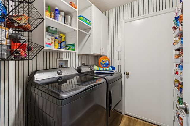 3301 BLACK GUM COURT, Tampa, FL 33618