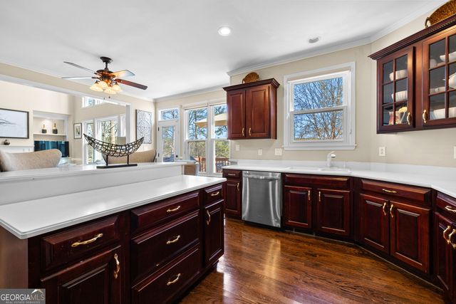 225 Hidden Lake Drive, Fayetteville, GA 30215