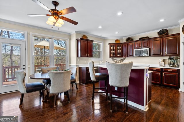 225 Hidden Lake Drive, Fayetteville, GA 30215