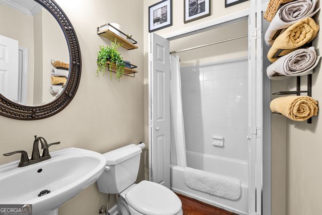 225 Hidden Lake Drive, Fayetteville, GA 30215