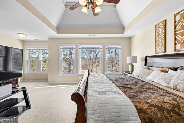 225 Hidden Lake Drive, Fayetteville, GA 30215