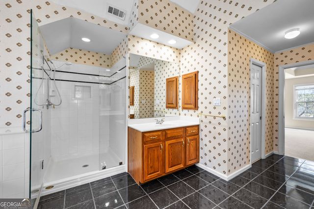 225 Hidden Lake Drive, Fayetteville, GA 30215