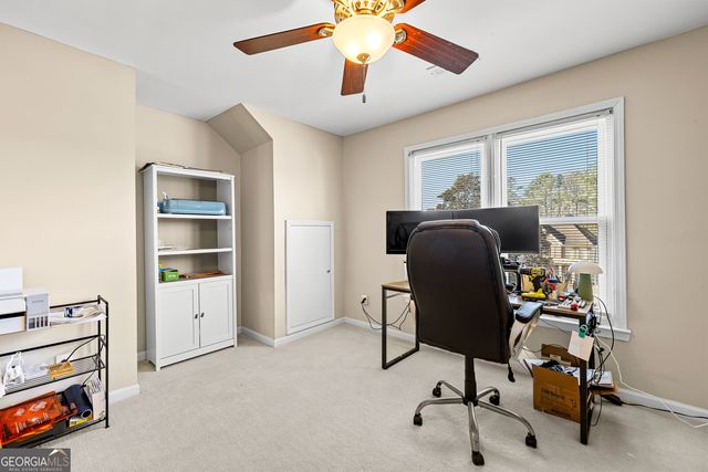 225 Hidden Lake Drive, Fayetteville, GA 30215