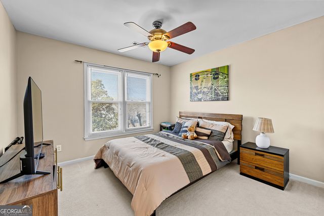 225 Hidden Lake Drive, Fayetteville, GA 30215