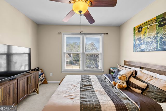 225 Hidden Lake Drive, Fayetteville, GA 30215