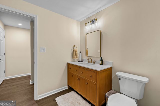 225 Hidden Lake Drive, Fayetteville, GA 30215