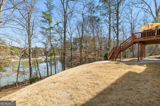 225 Hidden Lake Drive, Fayetteville, GA 30215