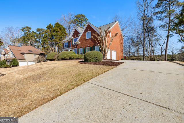 225 Hidden Lake Drive, Fayetteville, GA 30215