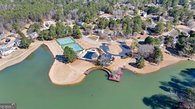 225 Hidden Lake Drive, Fayetteville, GA 30215