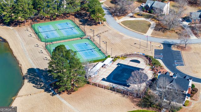 225 Hidden Lake Drive, Fayetteville, GA 30215