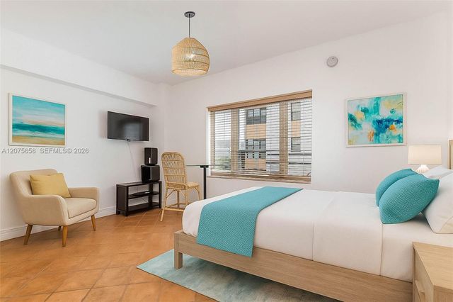 255 W 24th Street 208, Miami Beach, FL 33140