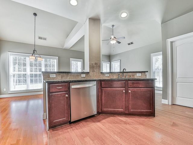 1429 Tamarack Lakes Drive, Powder Springs, GA 30127