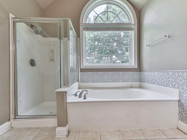 1429 Tamarack Lakes Drive, Powder Springs, GA 30127