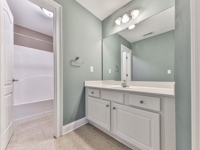 1429 Tamarack Lakes Drive, Powder Springs, GA 30127