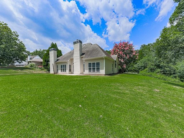 1429 Tamarack Lakes Drive, Powder Springs, GA 30127