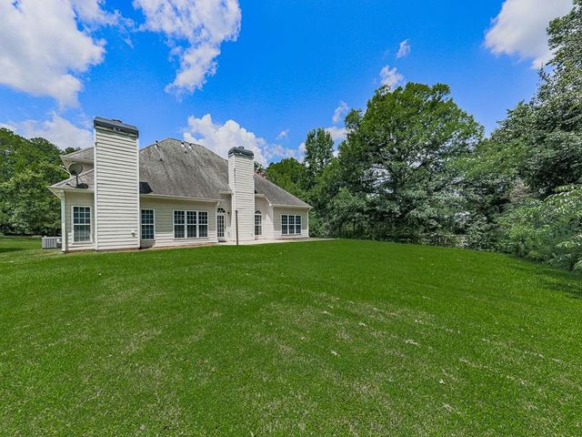 1429 Tamarack Lakes Drive, Powder Springs, GA 30127