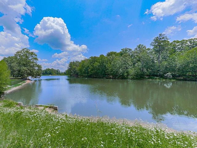 1429 Tamarack Lakes Drive, Powder Springs, GA 30127