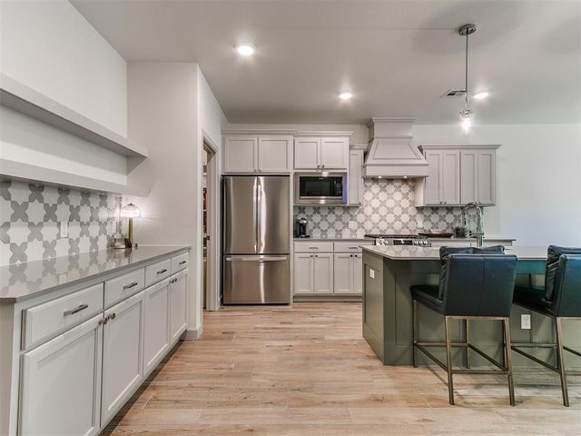 9052 NW 144th Street, Yukon, OK 73099