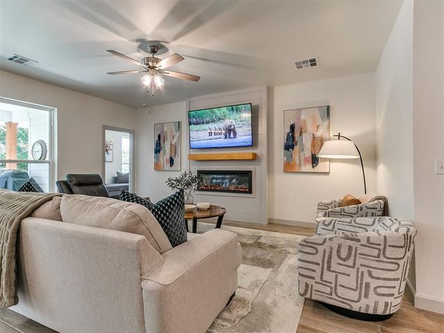 9052 NW 144th Street, Yukon, OK 73099