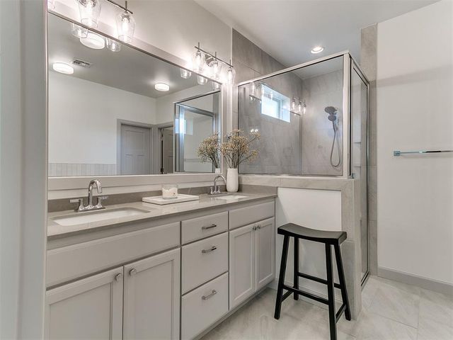 9052 NW 144th Street, Yukon, OK 73099