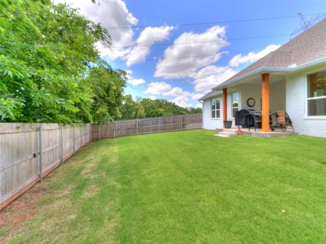 9052 NW 144th Street, Yukon, OK 73099