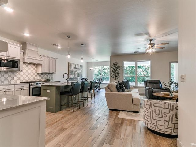 9052 NW 144th Street, Yukon, OK 73099